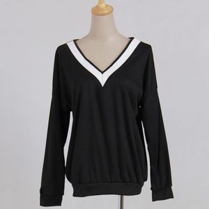 Preppy V-neck long sleeve tee!